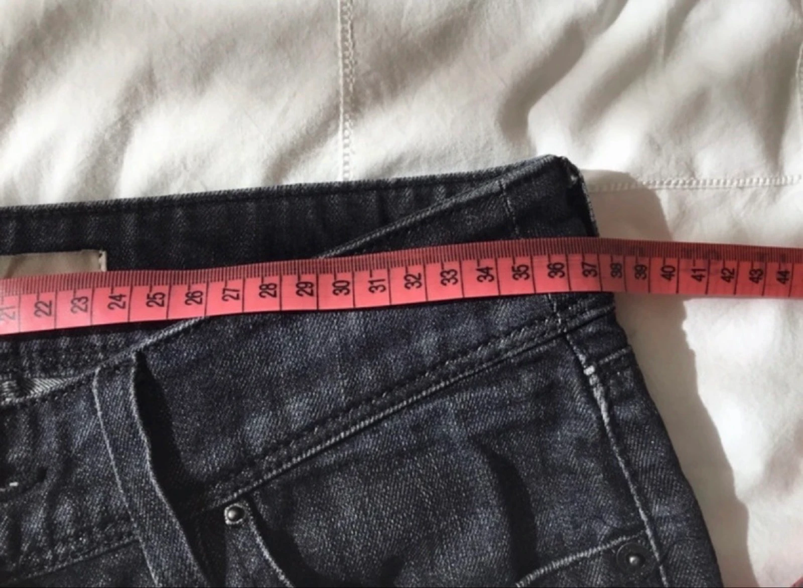 Levi’s 613 slim black washed W30 L34 – photo 3